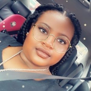 Meet your Posher, Kylei'